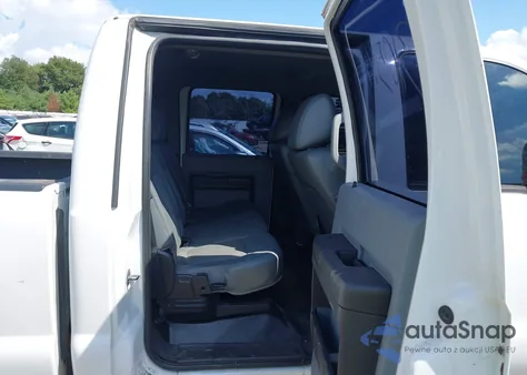 2013 Ford F-250 Xl z USA, uszkodzony, nr VIN 1FT7W2BT1DEB76614